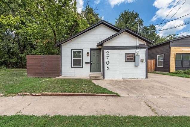 2706 Hector Street Dallas, TX House Active - Photo 1 of 14. Opens carousel modal