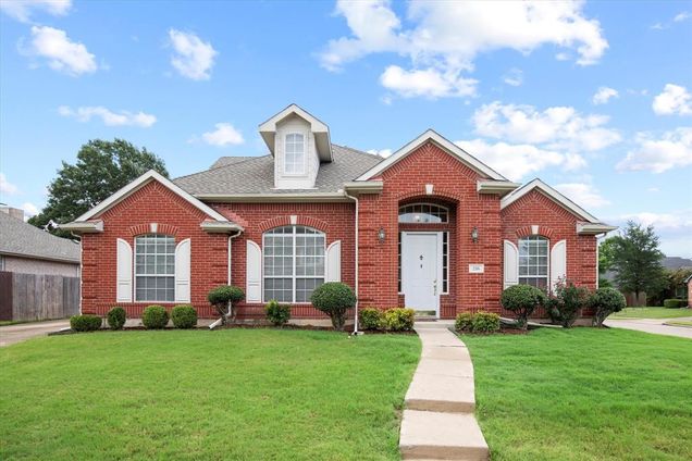 216 Forest Lane Murphy, TX House Active - Photo 1 of 40. Opens carousel modal