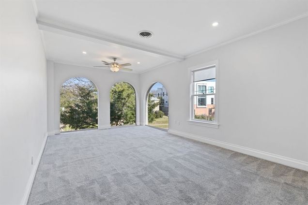 3900 Hawthorne Avenue Dallas, TX Multifamily Active - Photo 1 of 20. Opens carousel modal