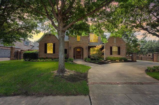 7012 Shepherds Glen Colleyville, TX House Active - Photo 1 of 40. Opens carousel modal