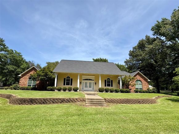 875 Arnold Paul Road
