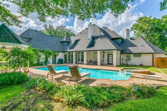 3605 Wexford Court Colleyville, TX House Active - Photo 1 of 40. Opens carousel modal