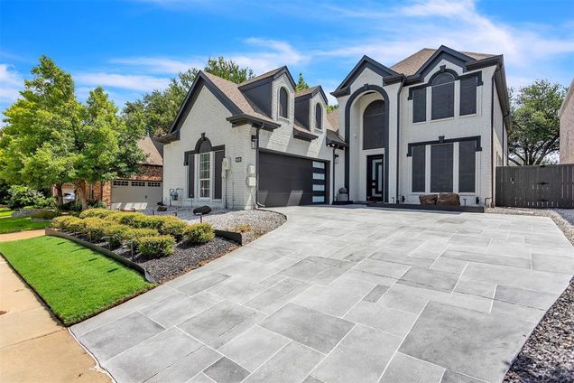 2920 Prestonwood Drive