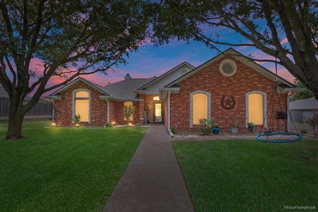 433 Oakberry Drive