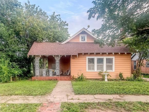 304 E Oliver Street