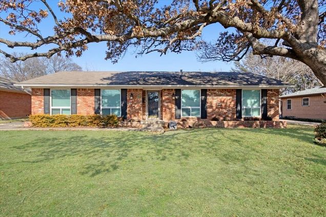 6317 E Lovers Lane Dallas, TX House Active - Photo 1 of 24. Opens carousel modal