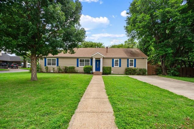 402 S Walker Street Mesquite, TX House Active - Photo 1 of 28. Opens carousel modal