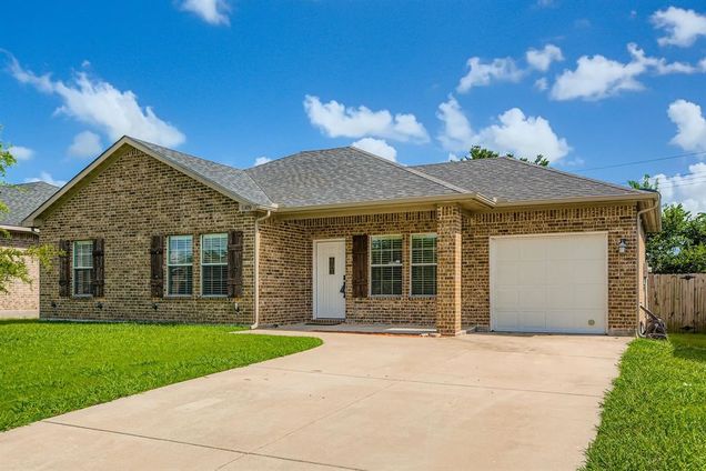 4909 Henry Street Greenville, TX House Active - Photo 1 of 28. Opens carousel modal