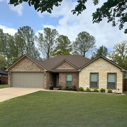 725 Cove Place Longview, TX House Active - Photo 1 of 21. Opens carousel modal