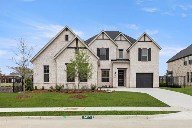 2430 Miranda Lane
