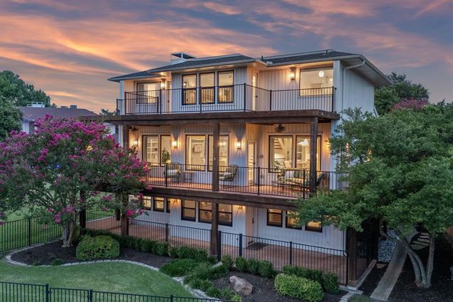 435 Columbia Drive Rockwall, TX House Active - Photo 1 of 40. Opens carousel modal