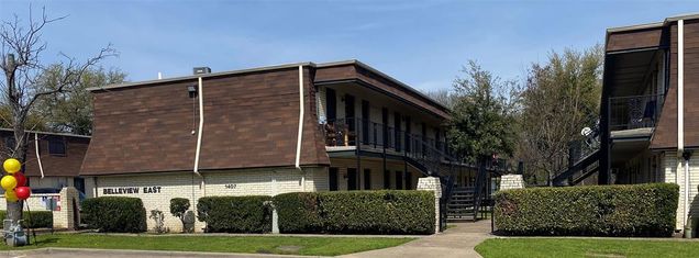 1407 15th Place Unit A1A-HR Plano, TX Apartment Active - Photo 1 of 14. Opens carousel modal