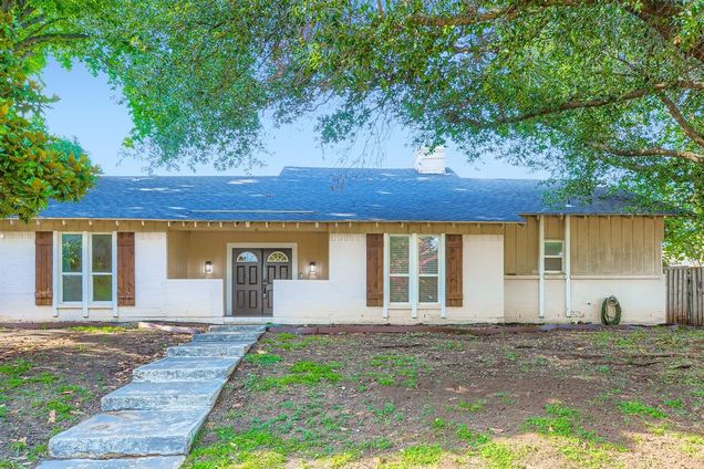 3313 Erwin Drive