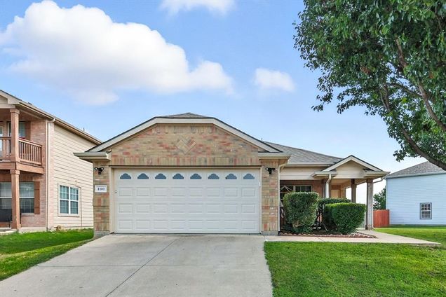 1101 Castle Top Drive Fort Worth, TX House Active - Photo 1 of 40. Opens carousel modal
