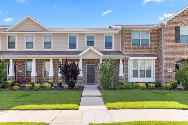 3413 Brentwood Drive Denton, TX Townhouse Active - Photo 1 of 36. Opens carousel modal