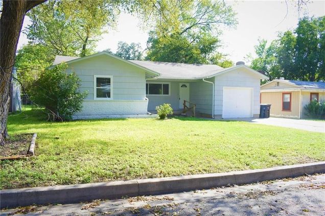 6041 Walnut Drive Fort Worth, TX House Active - Photo 1 of 15. Opens carousel modal