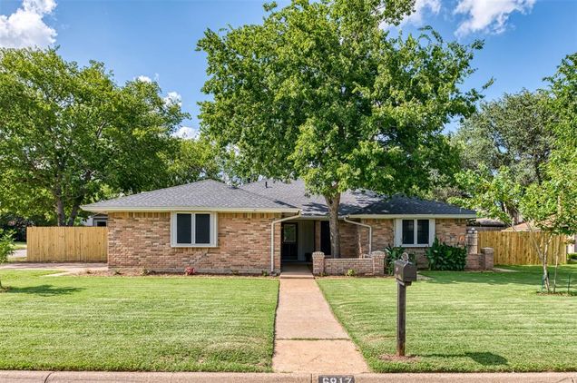 6817 Stillmeadows Circle S North Richland Hills, TX House Active - Photo 1 of 34. Opens carousel modal