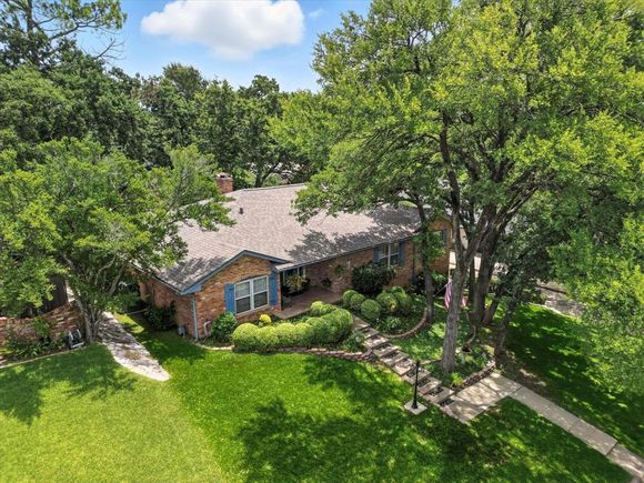 1204 Edgecliff Drive Bedford, TX House Active - Photo 1 of 40. Opens carousel modal