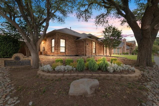 3000 Crickett Drive