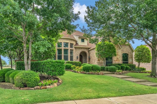 12698 Colborne Drive Frisco, TX House Active - Photo 1 of 39. Opens carousel modal