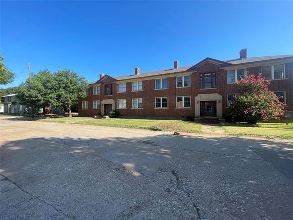 1706 8th Street Wichita Falls, TX Multifamily Active - Photo 1 of 10. Opens carousel modal