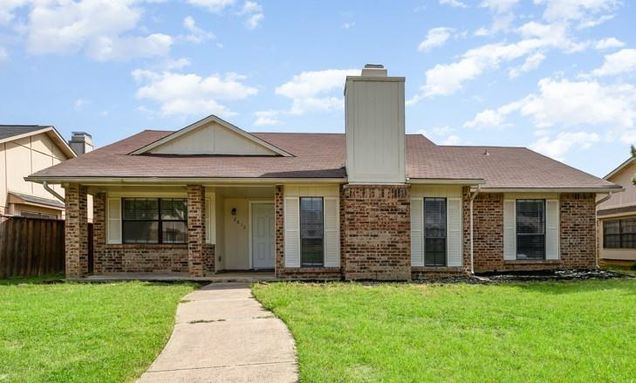 2812 Hamlett Lane Flower Mound, TX House Active - Photo 1 of 25. Opens carousel modal