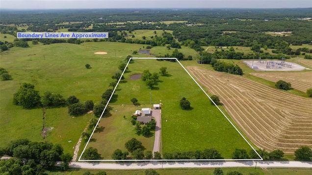 368 Hawkins Road Whitesboro, TX House Active - Photo 1 of 39. Opens carousel modal
