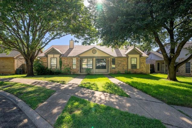 2707 Ansley Court