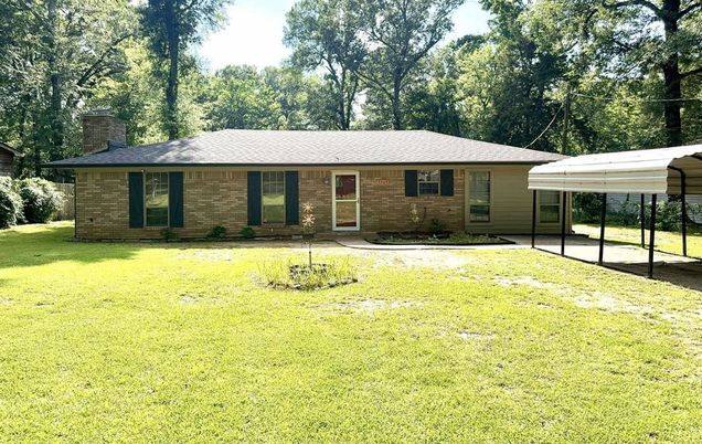 3264 Nadene Street Shreveport, LA House Active - Photo 1 of 23. Opens carousel modal