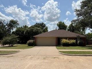 1001 Boardwalk Street Midlothian, TX House Active - Photo 1 of 27. Opens carousel modal