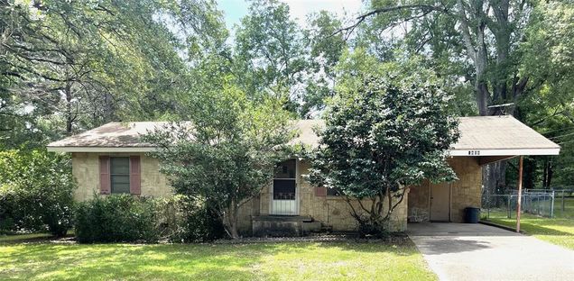 1404 Regina Street Mansfield, LA House Active - Photo 1 of 21. Opens carousel modal