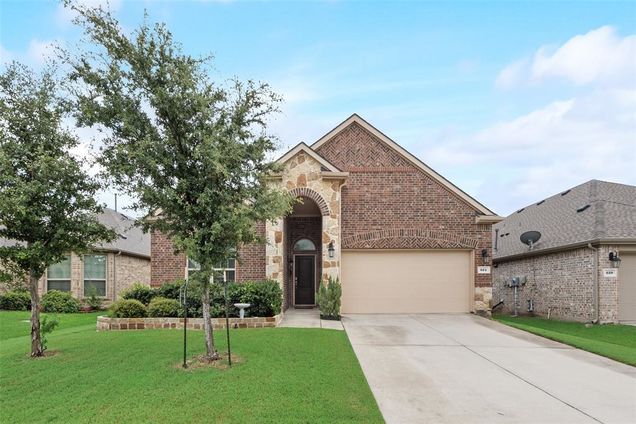 624 Brock Drive Anna, TX House Active - Photo 1 of 40. Opens carousel modal