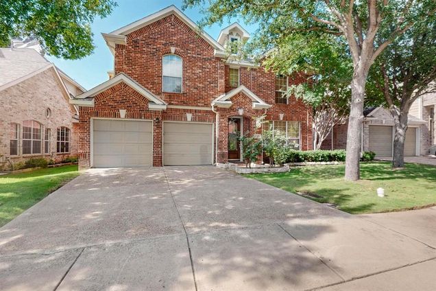 1343 Valley Vista Drive Irving, TX House Active - Photo 1 of 39. Opens carousel modal