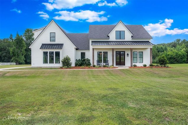 650 Powell Road Stonewall, LA House Active - Photo 1 of 34. Opens carousel modal