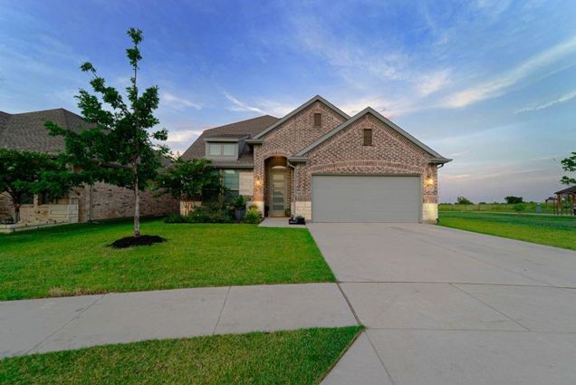 1120 Stallion Lane Justin, TX House Active - Photo 1 of 33. Opens carousel modal