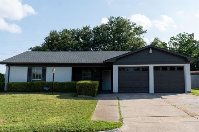 2601 Denbury Drive Fort Worth, TX House Active - Photo 1 of 18. Opens carousel modal