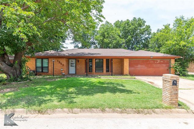 1932 Richland Drive Abilene, TX House Active - Photo 1 of 32. Opens carousel modal