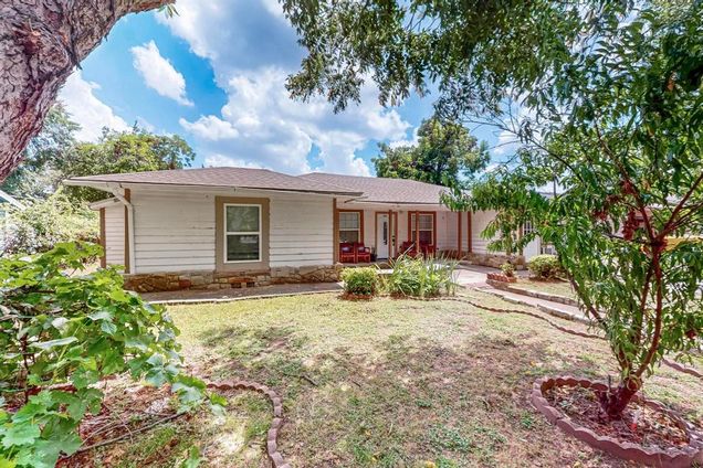 350 Edwards Street Lewisville, TX House Active - Photo 1 of 36. Opens carousel modal