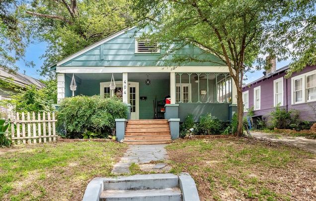 404 Washington Street Shreveport, LA House Active - Photo 1 of 19. Opens carousel modal