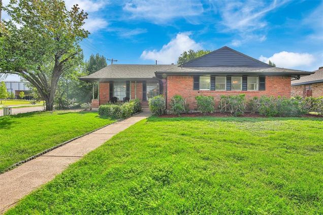 9662 Ferndale Road Dallas, TX House Active - Photo 1 of 37. Opens carousel modal