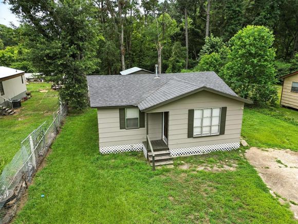 7805 Lotus Lane Shreveport, LA House Active - Photo 1 of 20. Opens carousel modal