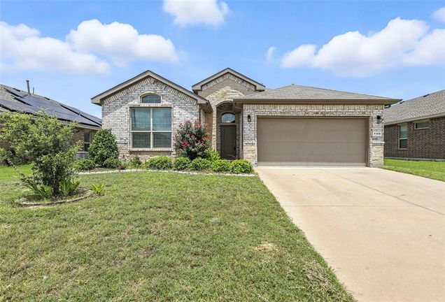 1109 Sausalito Trail Cleburne, TX House Active - Photo 1 of 33. Opens carousel modal