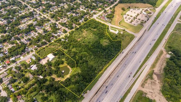 1610 Walnut Street Grand Prairie, TX Plot of land Active - Photo 1 of 14. Opens carousel modal