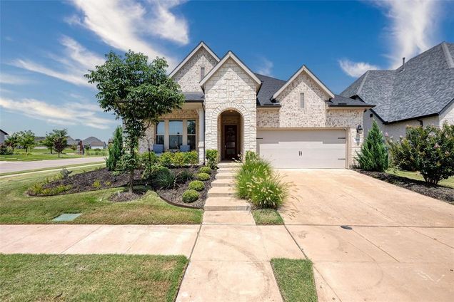 1820 Welker Drive