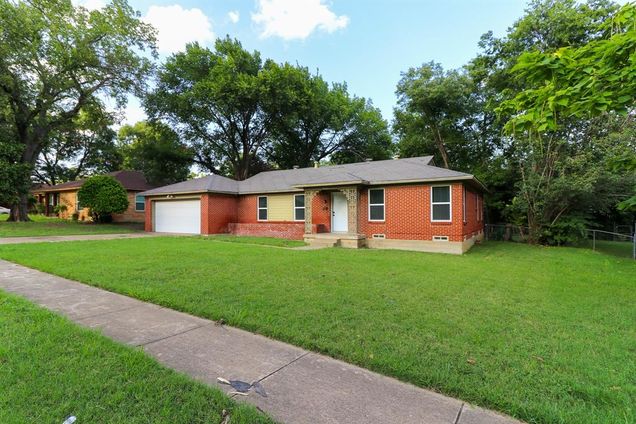 2420 E Kiest Boulevard Dallas, TX House Active - Photo 1 of 27. Opens carousel modal