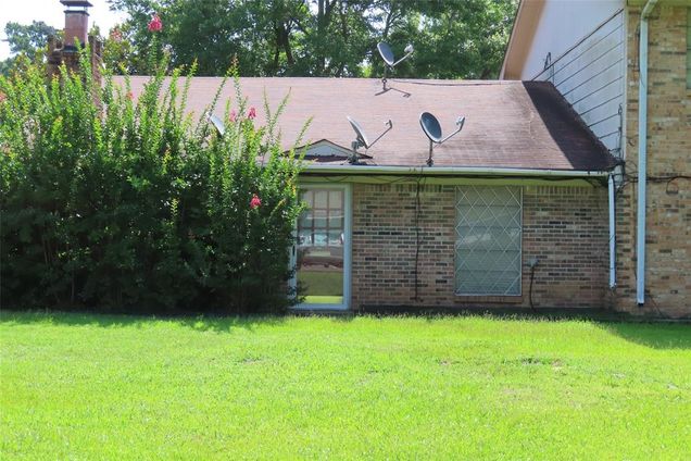 315 N Arkansas Street Springhill, LA Townhouse Active - Photo 1 of 12. Opens carousel modal