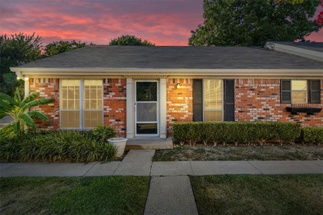 5016 Lake Shore Drive Waco, TX Condo Sold - Photo 1 of 1. Opens carousel modal