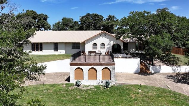 8101 Forest Ridge Drive