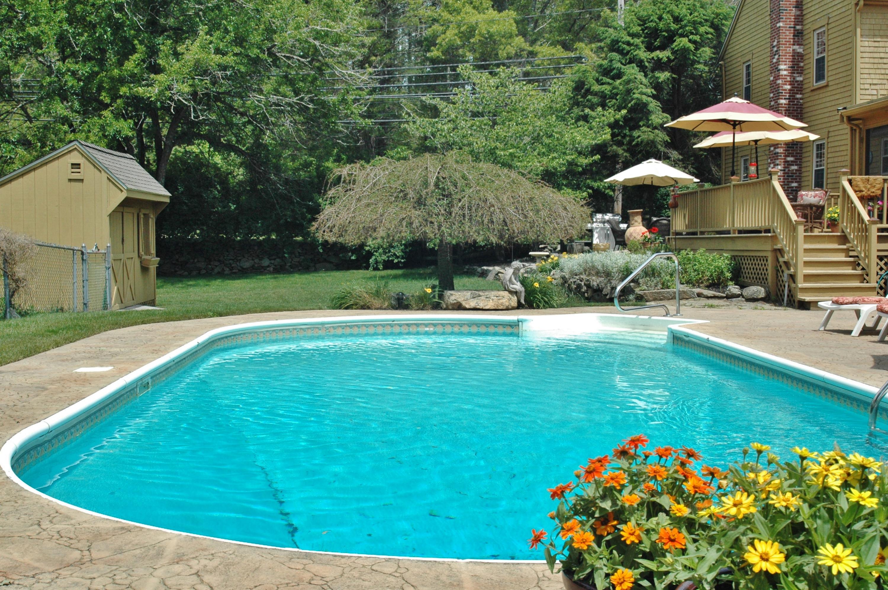 136 N Ave, Rochester, MA 02770 Estately 🧡 MLS 21801859