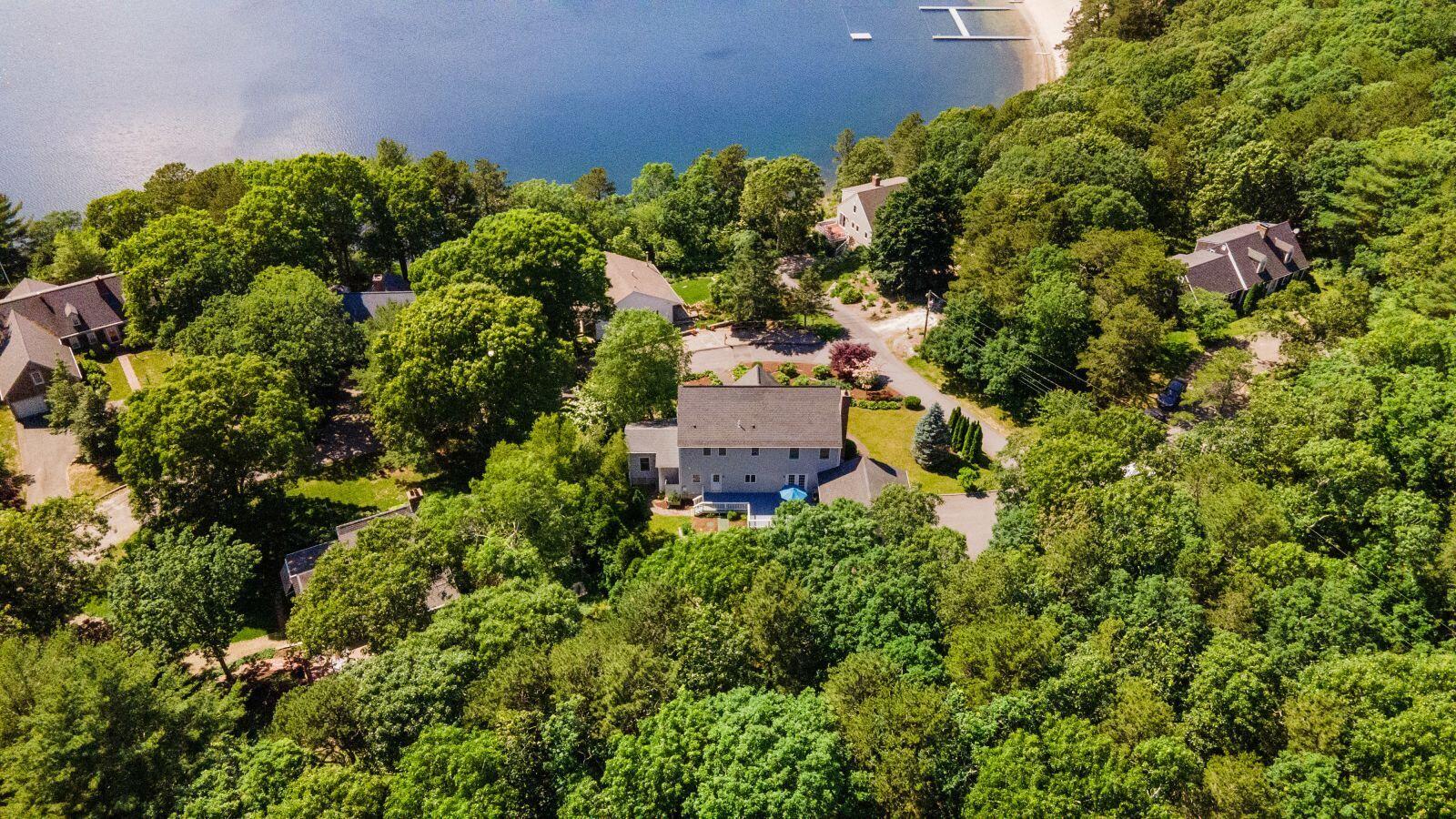 4 Hope Ln, Forestdale, MA 02644 Estately 🧡 MLS 22203628